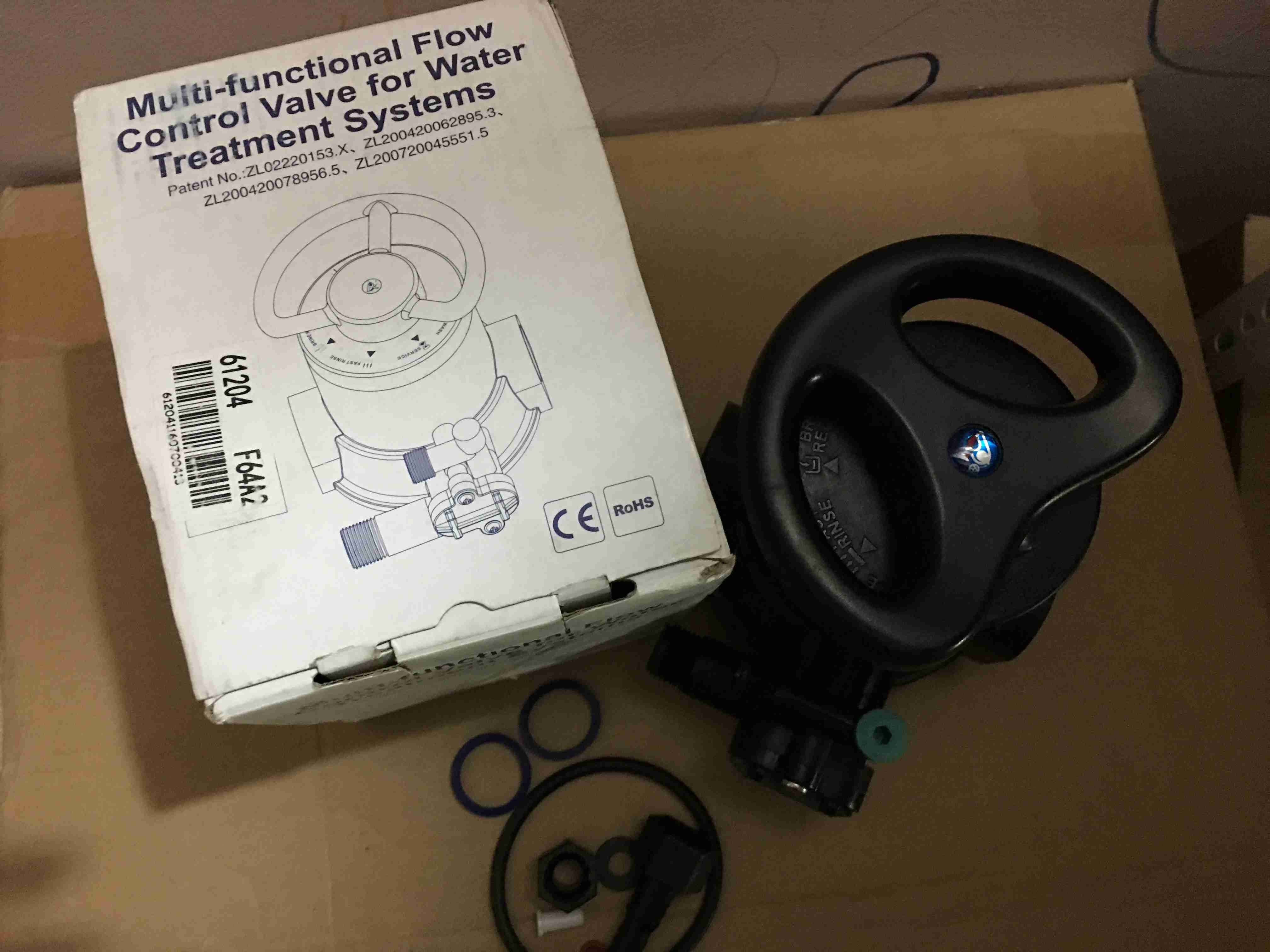 van-5-nga-phi-34-F64A nguyên hộp Van tay 5 ngã F64A phi 34