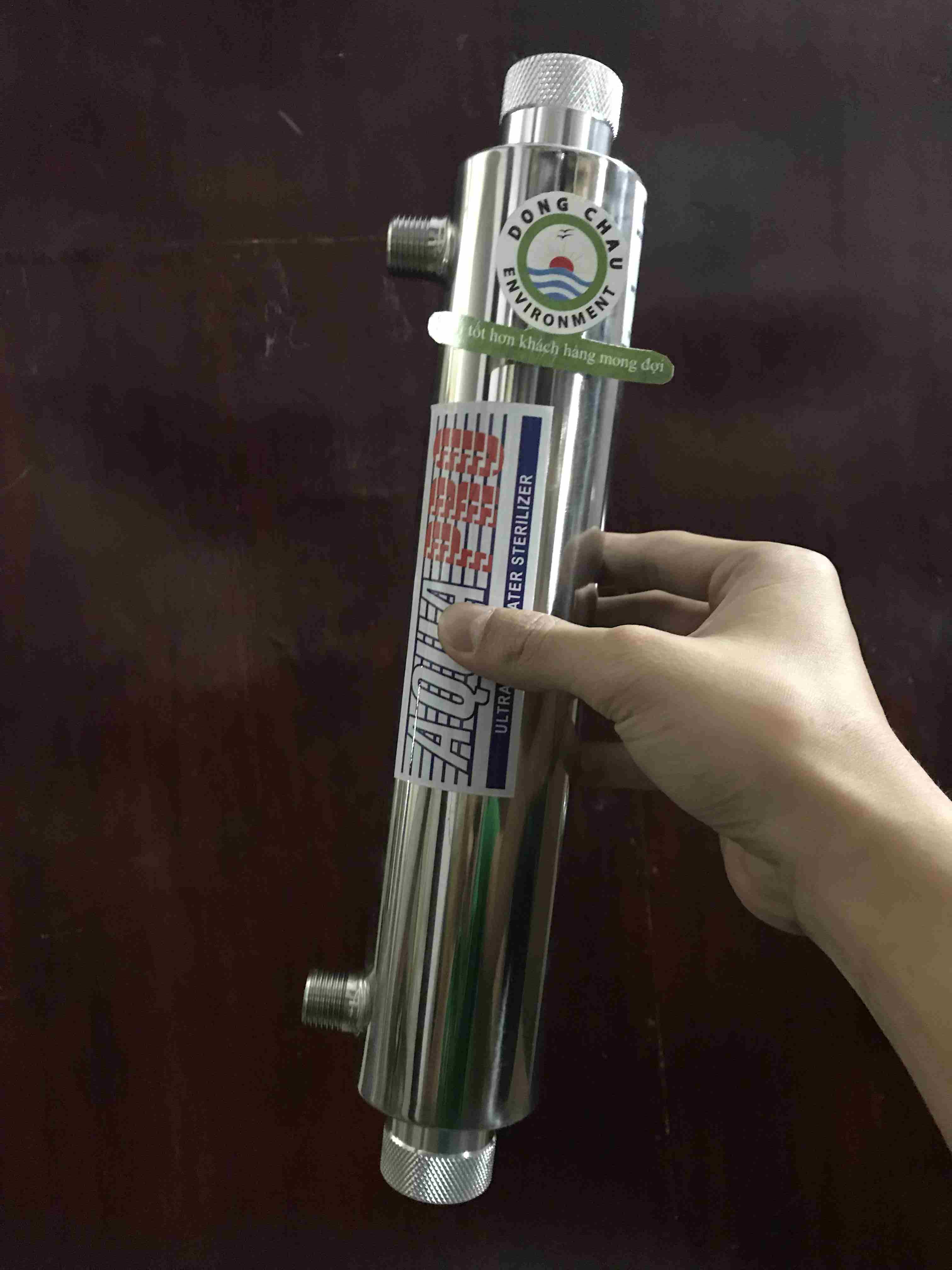 vo-chua-uv-14w chi tiết vỏ chứa bên ngoài bộ đèn khử trùng uv aquapro 14W