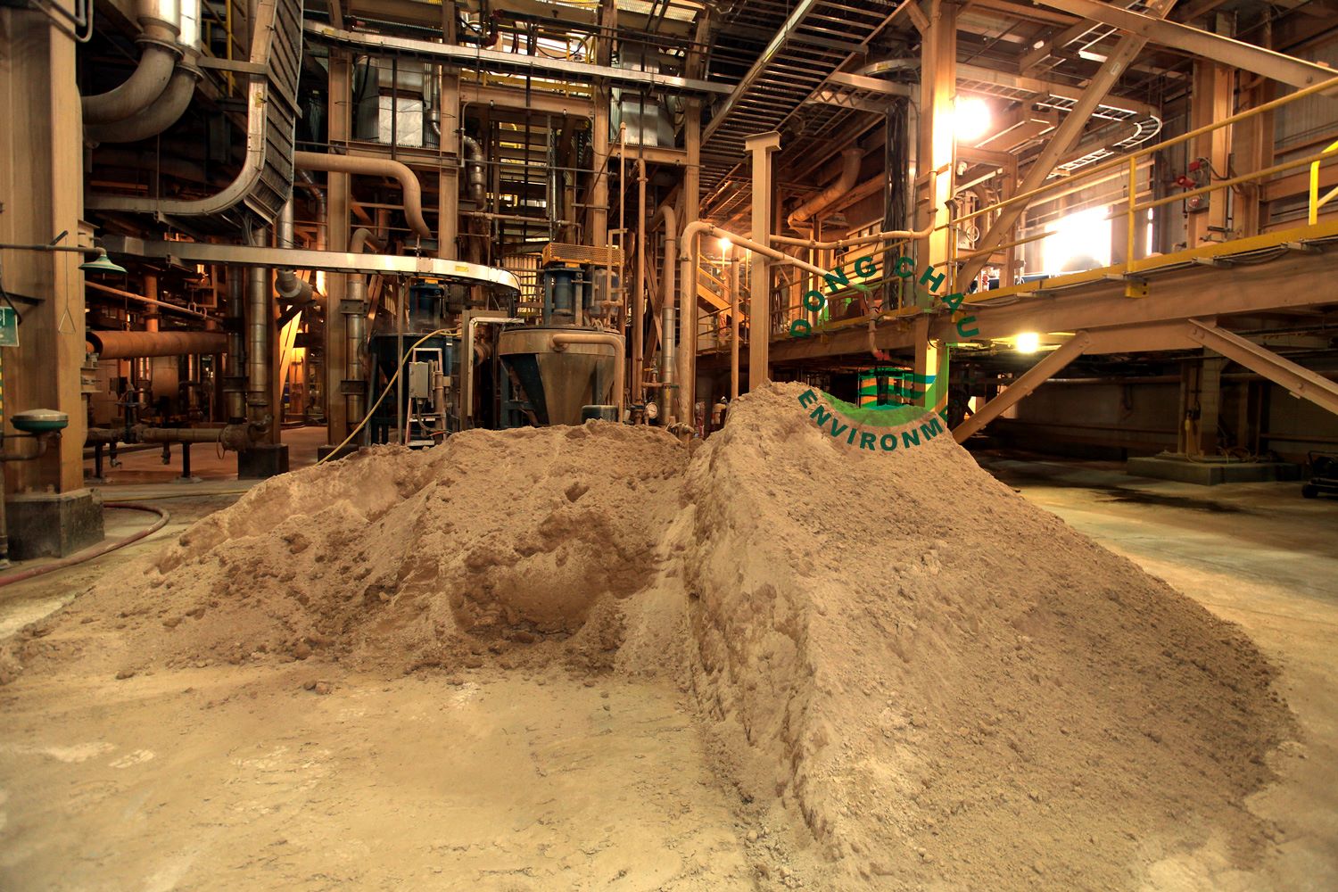 Đất hiếm được khai thác bằng các phương pháp khác nhau