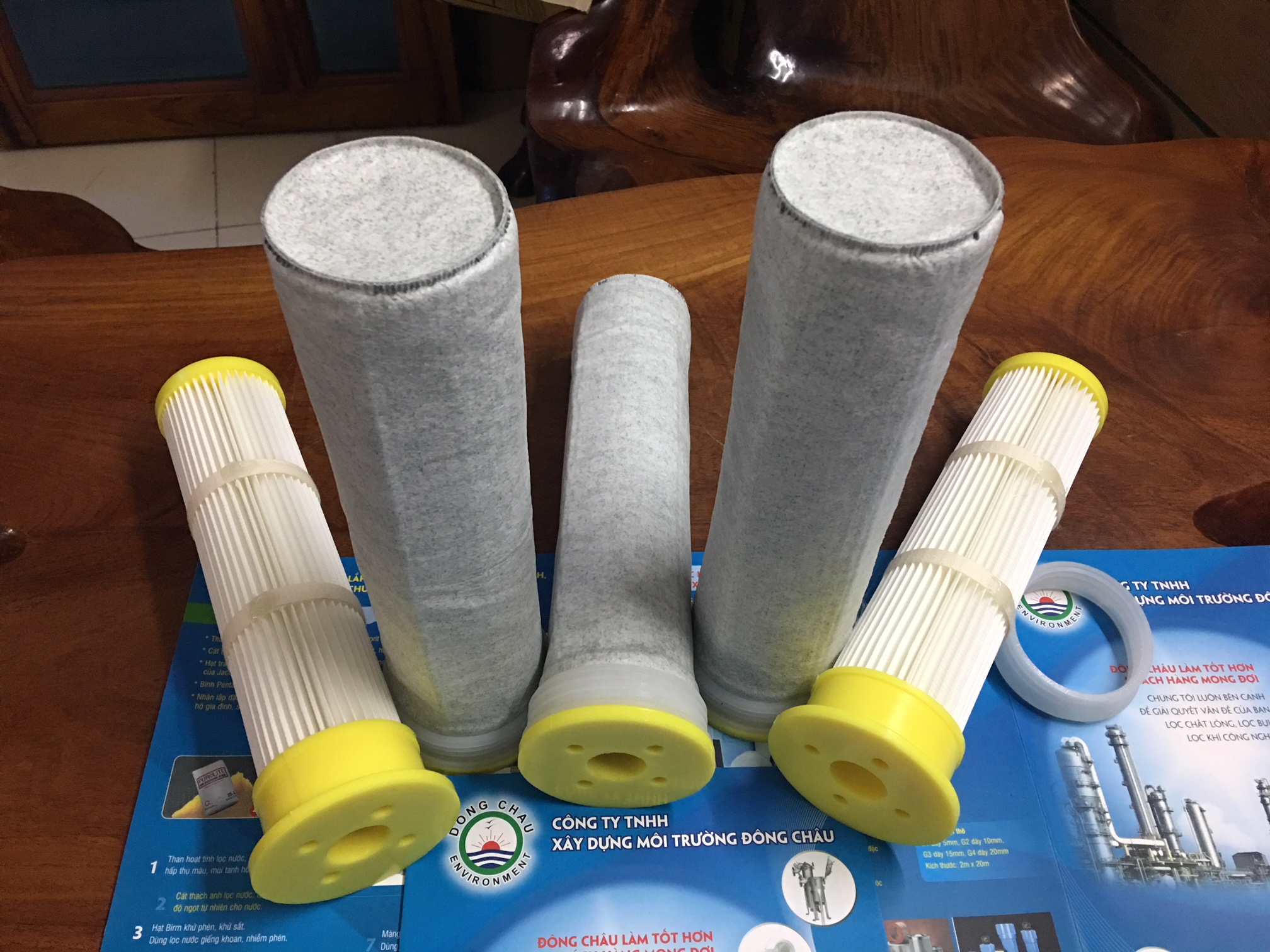 liên hệ đông châu báo giá Lõi lọc bụi PE bọc vải chống tĩnh điện bên ngoài