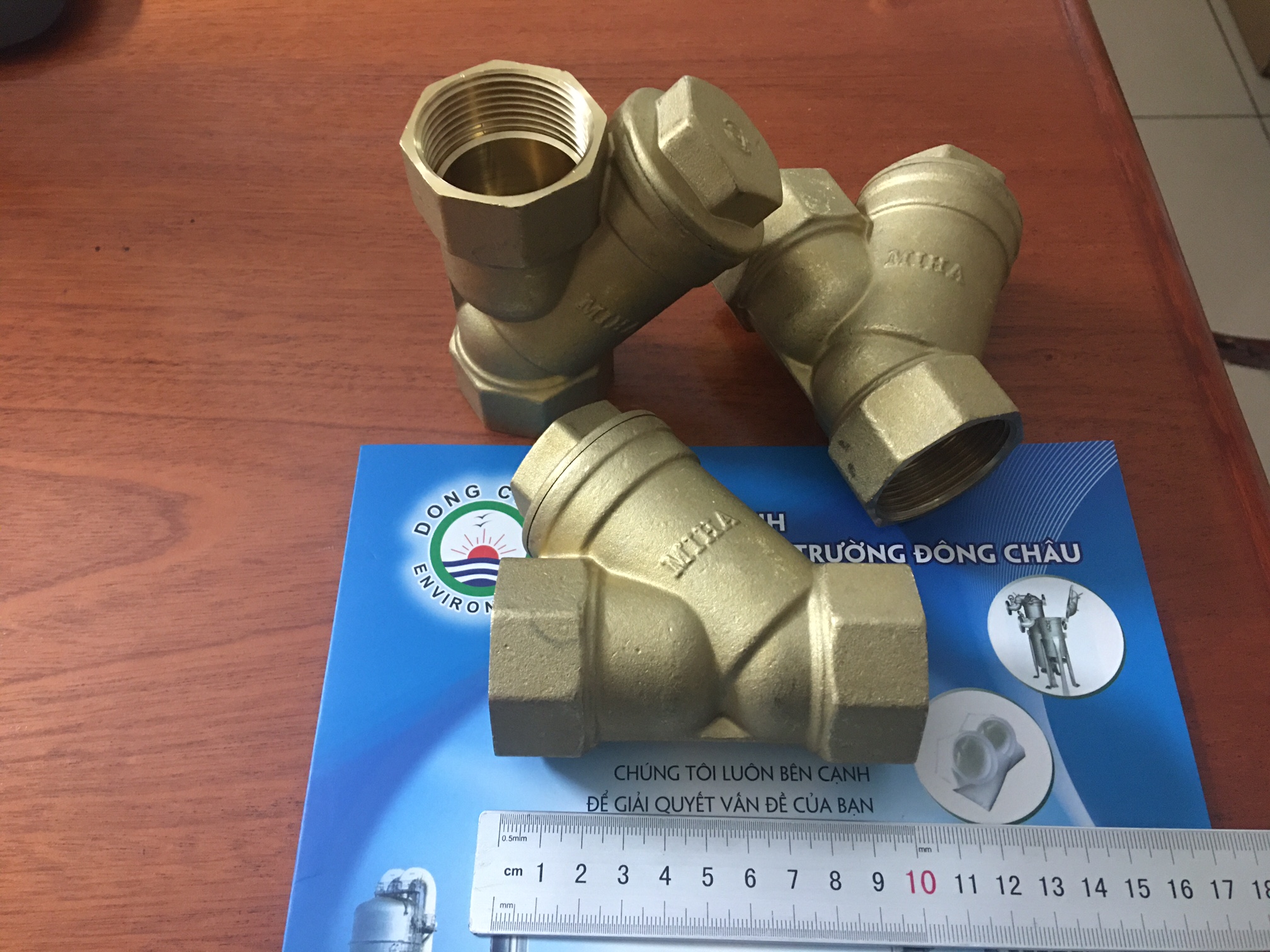 Miha Y lọc ren đồng DN32 dùng bảo vệ đường ống