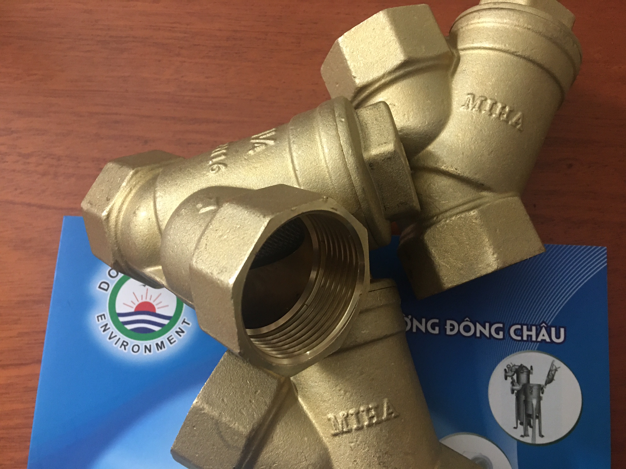 đông châu phân phối Miha Y lọc ren đồng DN32