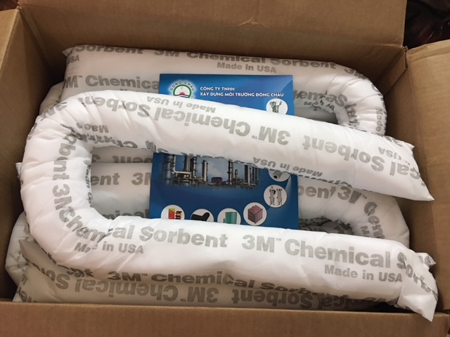 chất liệu Phao quây thấm hút hóa chất công nghiệp 3M P-200