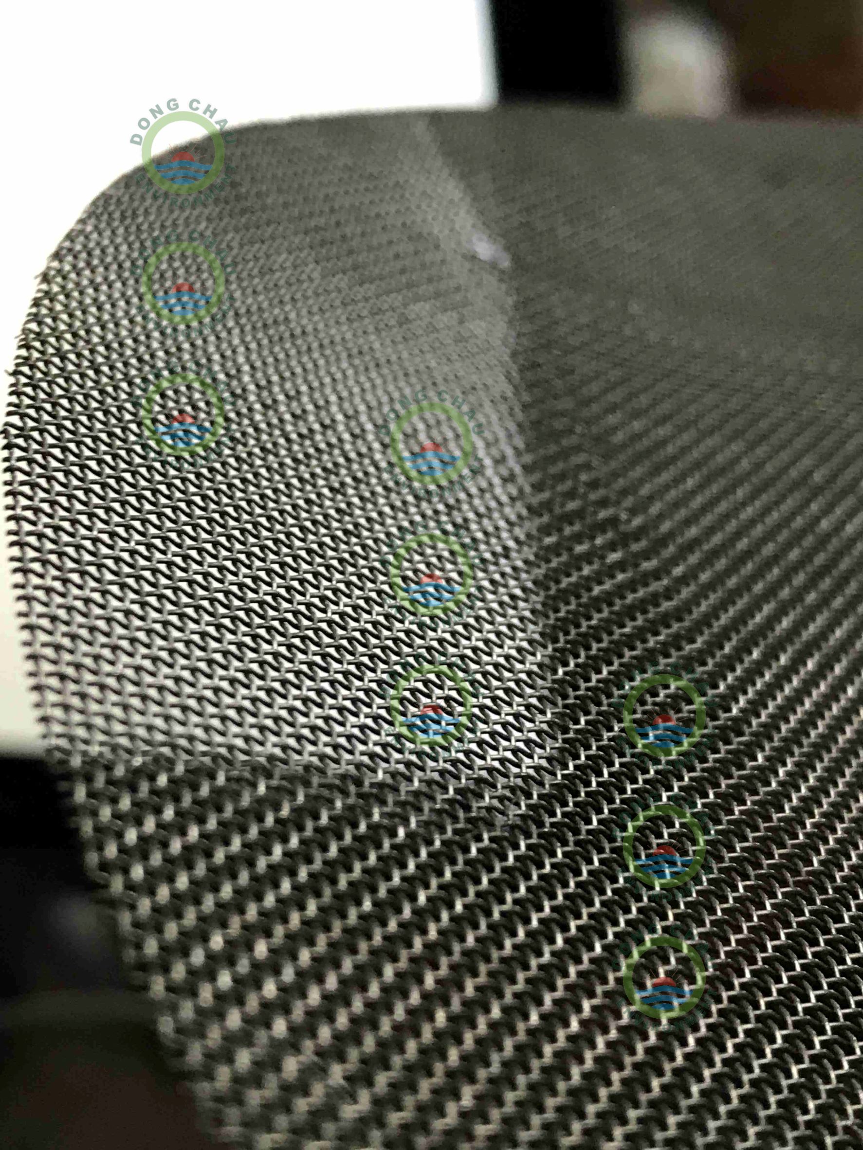 cấu tạo miếng inox mỏng tròn dùng trong lọc công nghiệp