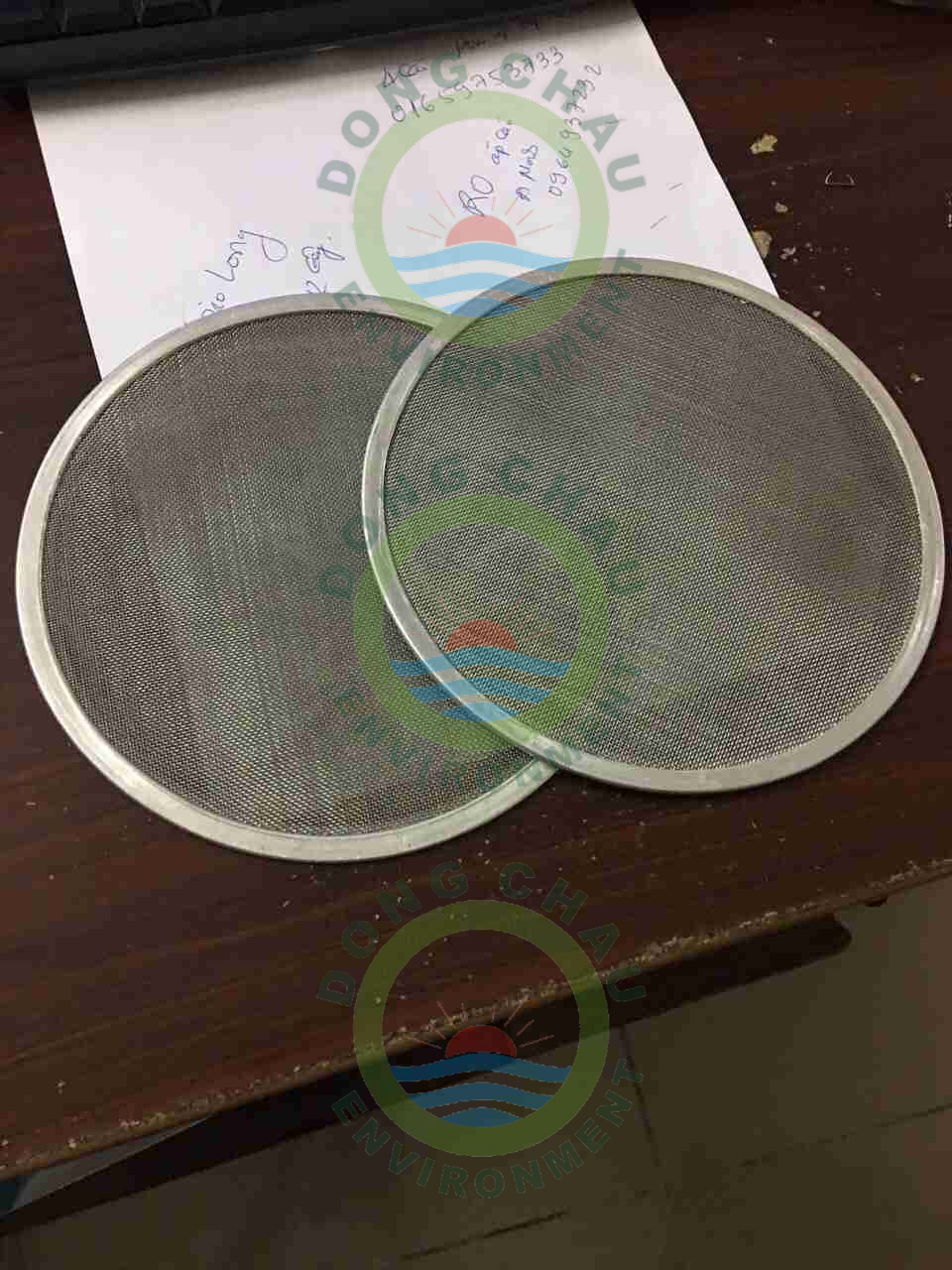 loại miếng inox mỏng tròn dùng trong lọc công nghiệp có bọc viền