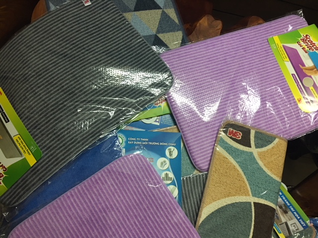 liên hệ đông châu báo giá Thảm chống trượt dính bụi 3M màu hồng