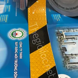 Băng keo phản quang sọc VÀNG - ĐEN tổ ong VN