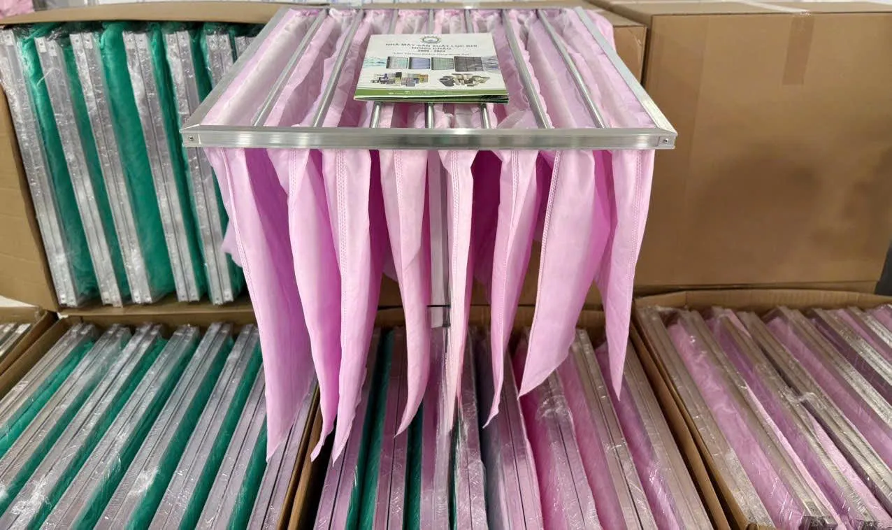 Khung lọc túi F7 hồng và F8 vàng