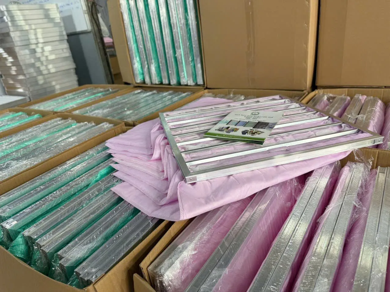 Khung lọc túi F7 hồng và F8 vàng