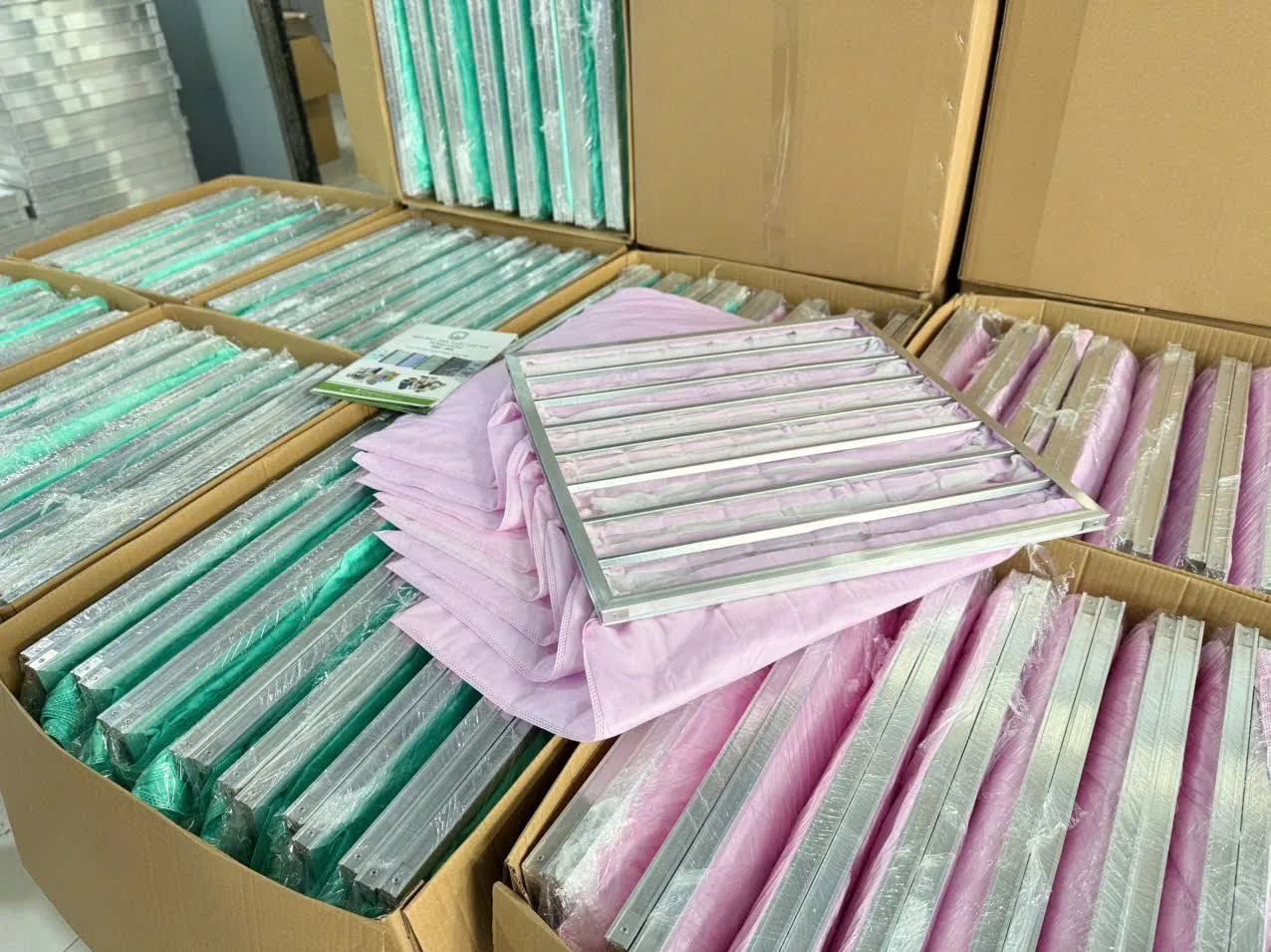 Khung lọc túi F7 hồng và F8 vàng