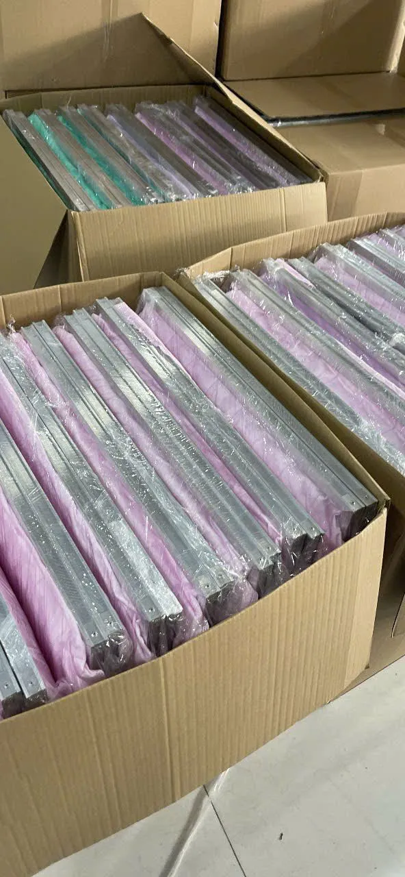 Khung lọc túi F7 hồng và F8 vàng