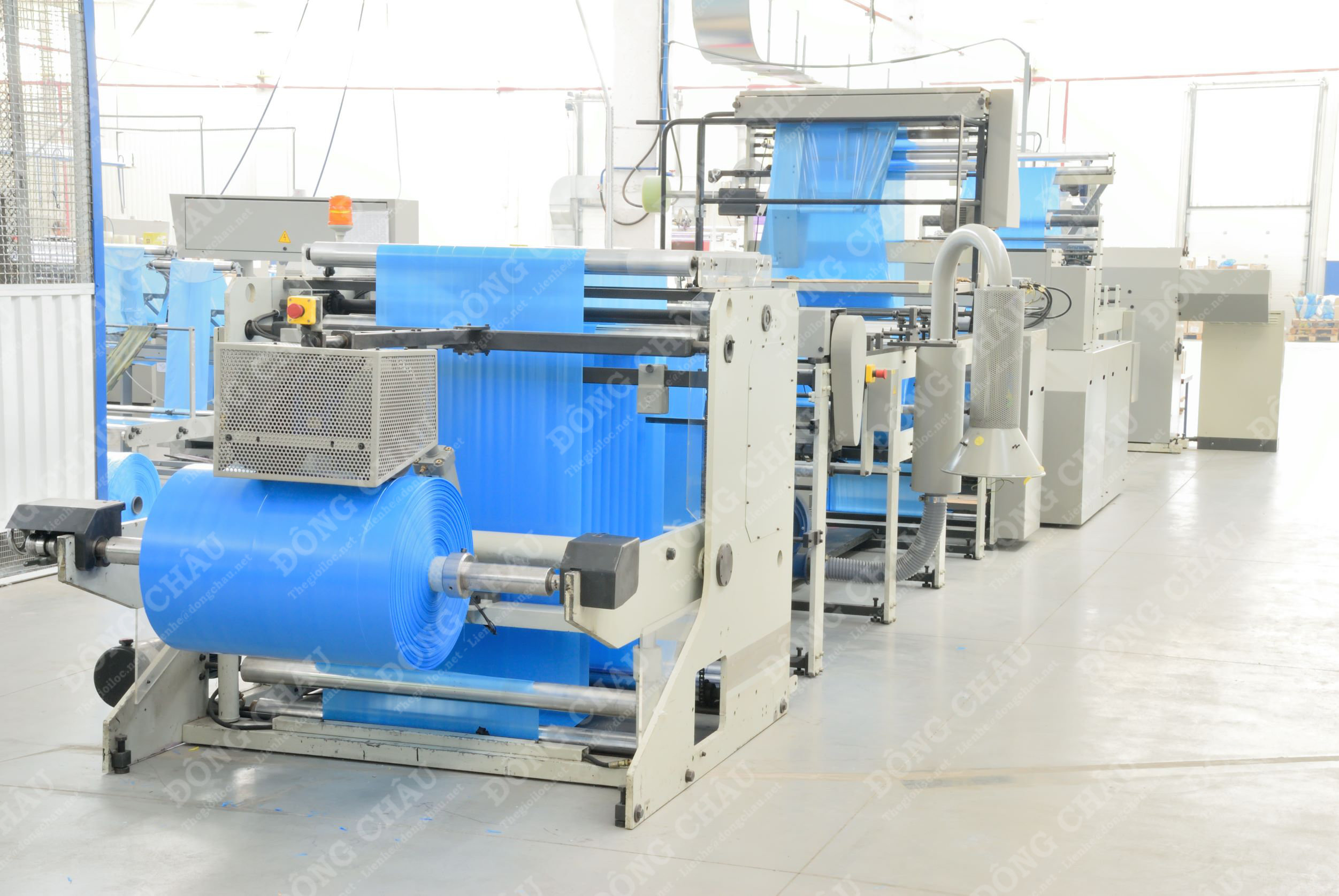 nhà máy sản xuất túi nhựa Polyetylen cho cuộc sống hằng ngày