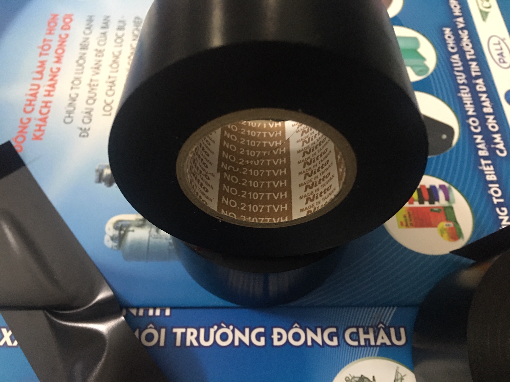 Băng keo điện Nitto 2107 màu đen chi tiết cấu tạo 2107TV Băng keo điện Nitto màu đen cách điện 3,5kV