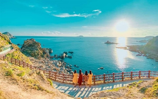 tour-quy-nhon-phu-yen-khoi-hanh-tu-dong-thap