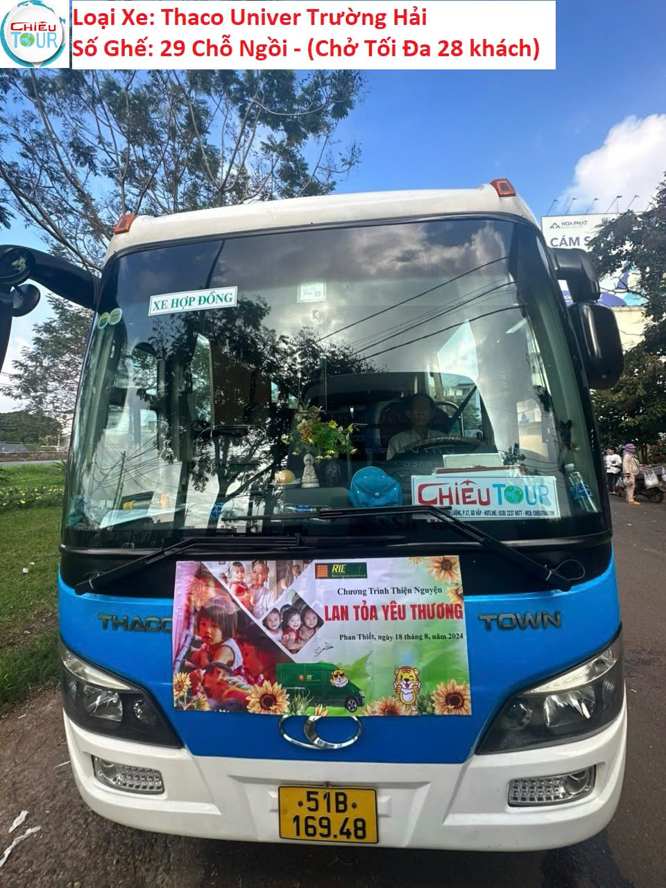 thue-xe-du-lich-tai-quan-11-tp-hcm-gia-re.jpg