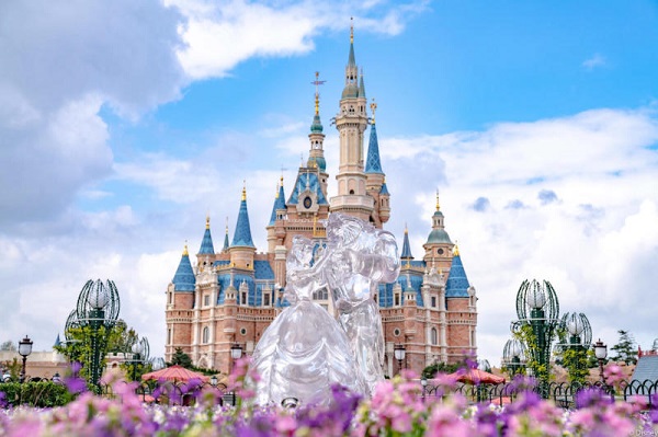 disneyland-thuong-hai-1.jpg