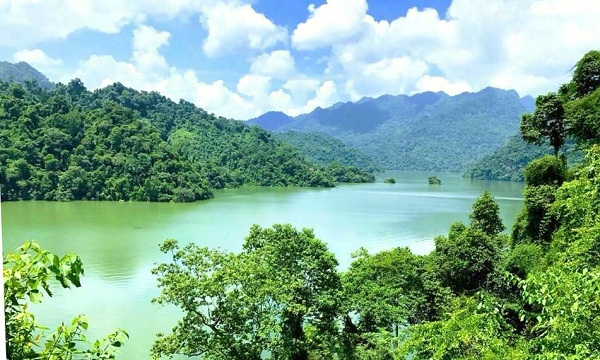 tour-tphcm-ha-noi-ho-ba-be-3-ngay-2-dem.jpg