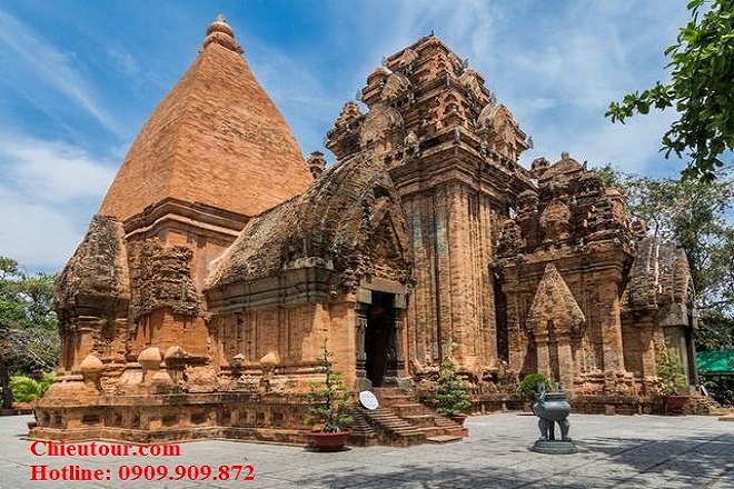 TOUR DU LỊCH NHA TRANG ĐẢO KHỈ THÁP BÀ TOUR DU LỊCH NHA TRANG ĐẢO KHỈ THÁP BÀ