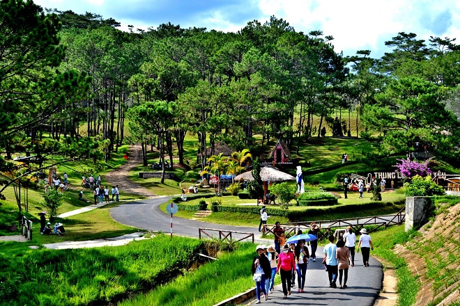 TOUR DU LỊCH SÀI GÒN NHA TRANG ĐÀ LẠT TOUR DU LỊCH SÀI GÒN NHA TRANG ĐÀ LẠT