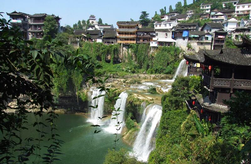 TOUR CẦN THƠ ĐI PHƯỢNG HOÀNG CỔ TRẤN GIÁ RẺ TOUR CẦN THƠ ĐI PHƯỢNG HOÀNG CỔ TRẤN GIÁ RẺ