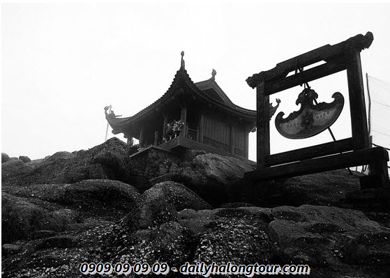 Tour du lịch Hạ Long – Tuần Châu – Yên Tử (2 ngày - 1 đêm) Tour du lịch Hạ Long – Tuần Châu – Yên Tử (2 ngày - 1 đêm)