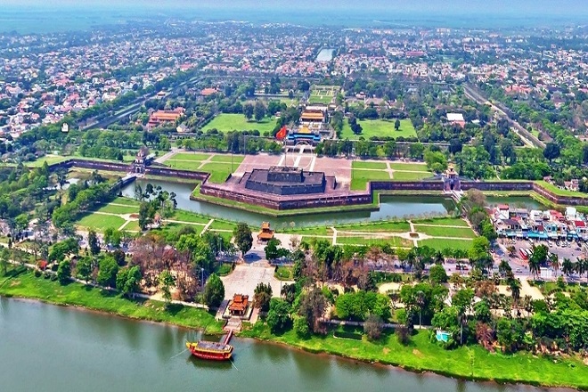 TOUR DU LỊCH TỪ BÌNH DƯƠNG ĐI ĐÀ NẴNG BẰNG MÁY BAY TOUR DU LỊCH TỪ BÌNH DƯƠNG ĐI ĐÀ NẴNG BẰNG MÁY BAY
