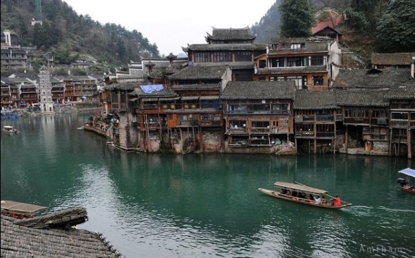 TOUR CẦN THƠ ĐI PHƯỢNG HOÀNG CỔ TRẤN GIÁ RẺ TOUR CẦN THƠ ĐI PHƯỢNG HOÀNG CỔ TRẤN GIÁ RẺ