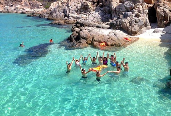 Vui chơi tại Biển Bình Hưng