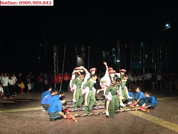 Giao lưu văn hóa cùng người Thái tại Bản Che Căn