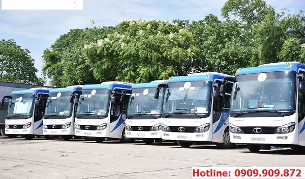 thue-xe-29-cho-tai-quan-12-gia-re-chieutour