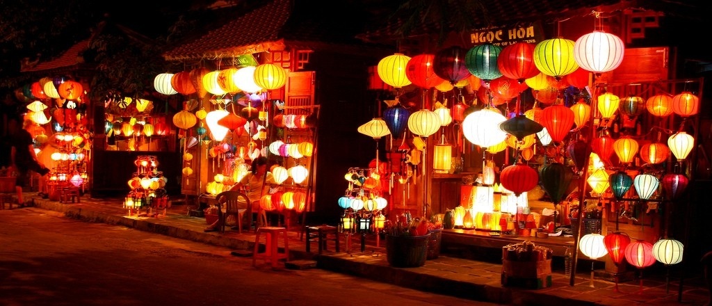 TOUR ĐÀ NẴNG HUẾ ĐỘNG PHONG NHA GIÁ RẺ TOUR ĐÀ NẴNG HUẾ ĐỘNG PHONG NHA GIÁ RẺ