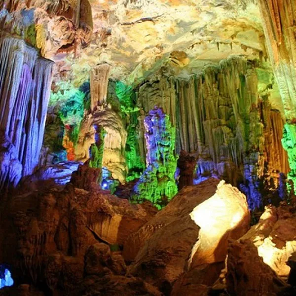 TOUR TPHCM - HÀ NỘI - HỒ BA BỂ 3 NGÀY 2 ĐÊM