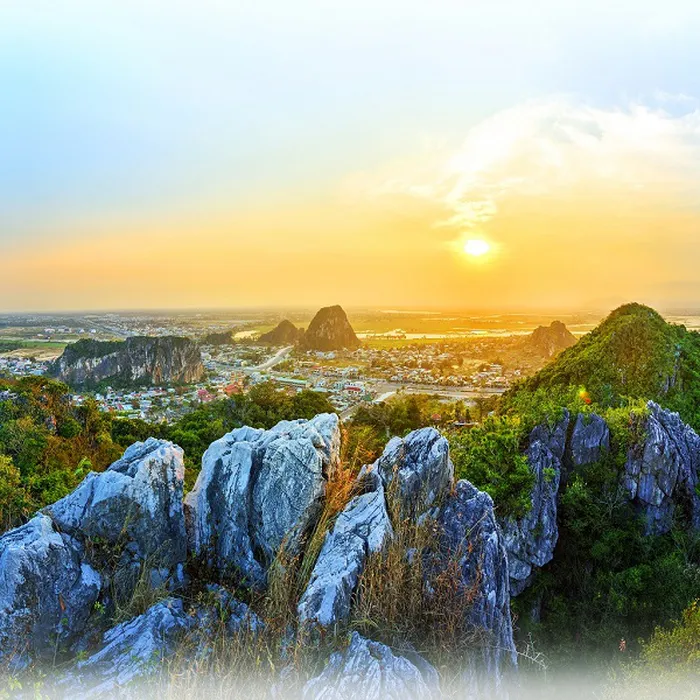 TOUR TPHCM - ĐÀ NẴNG - HUẾ 3 NGÀY 2 ĐÊM GIÁ RẺ