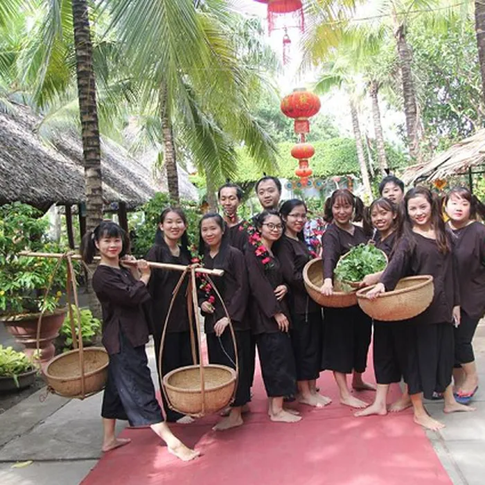 TOUR THAM QUAN KDL LAN VƯƠNG 30/4 1/5 GIÁ RẺ