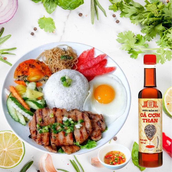 nước mắm nhỉ cá cơm than chai nhựa 525ml nước mắm nhỉ cá cơm than chai nhựa 525ml