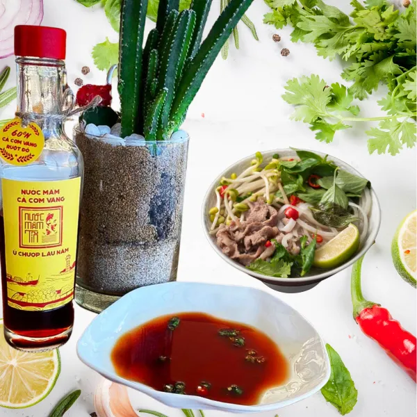 Combo 2 Chai Nước Mắm Cá Cơm Vàng Ruột Đỏ  60 Độ Đạm 250ml