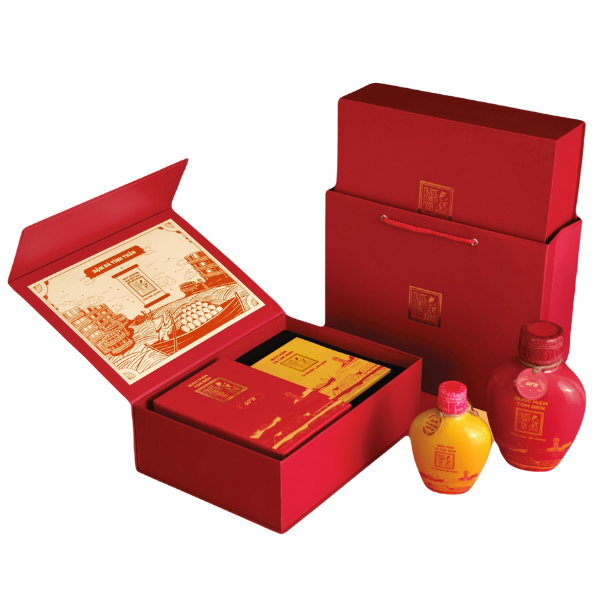 Hộp Quà Đậm Đà Tình Thân Gồm 01 Nước Mắm Tĩn Tôm Biển 60N 500ml Và Nước 01 Nước  Mắm Cá Cơm Vàng Ruột Đỏ 250ml