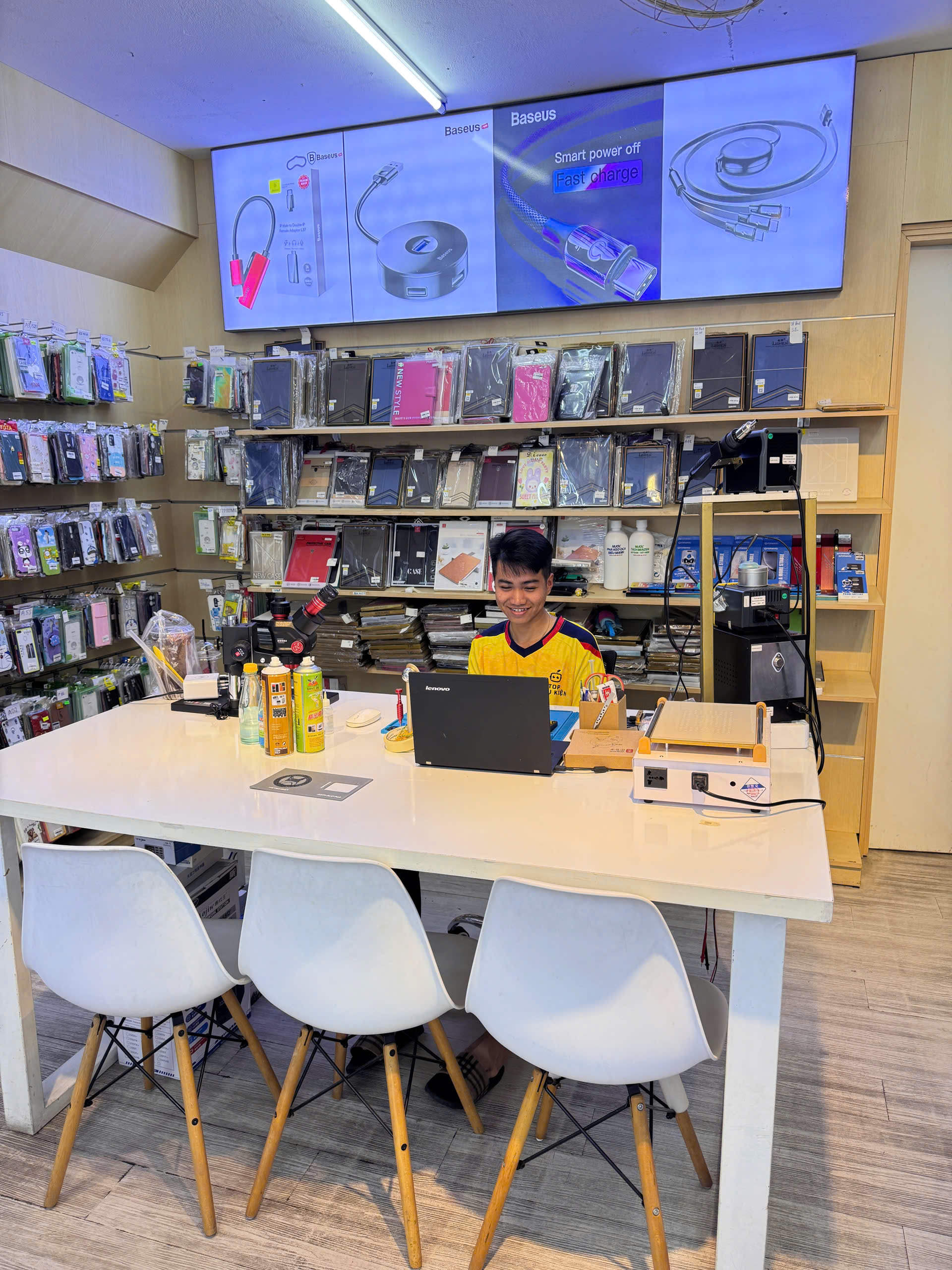 Quốc Duy Mobile Quốc Duy Mobile