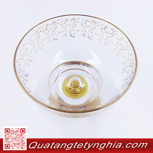 Bát đúc vàng Bát đúc vàng