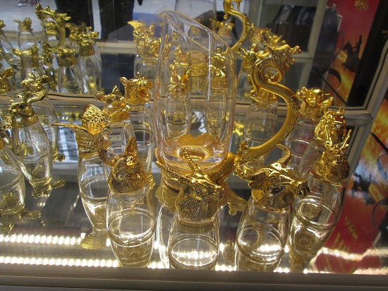 Bộ ly 12 con giáp làm quà biếu Bộ ly 12 con giáp làm quà biếu