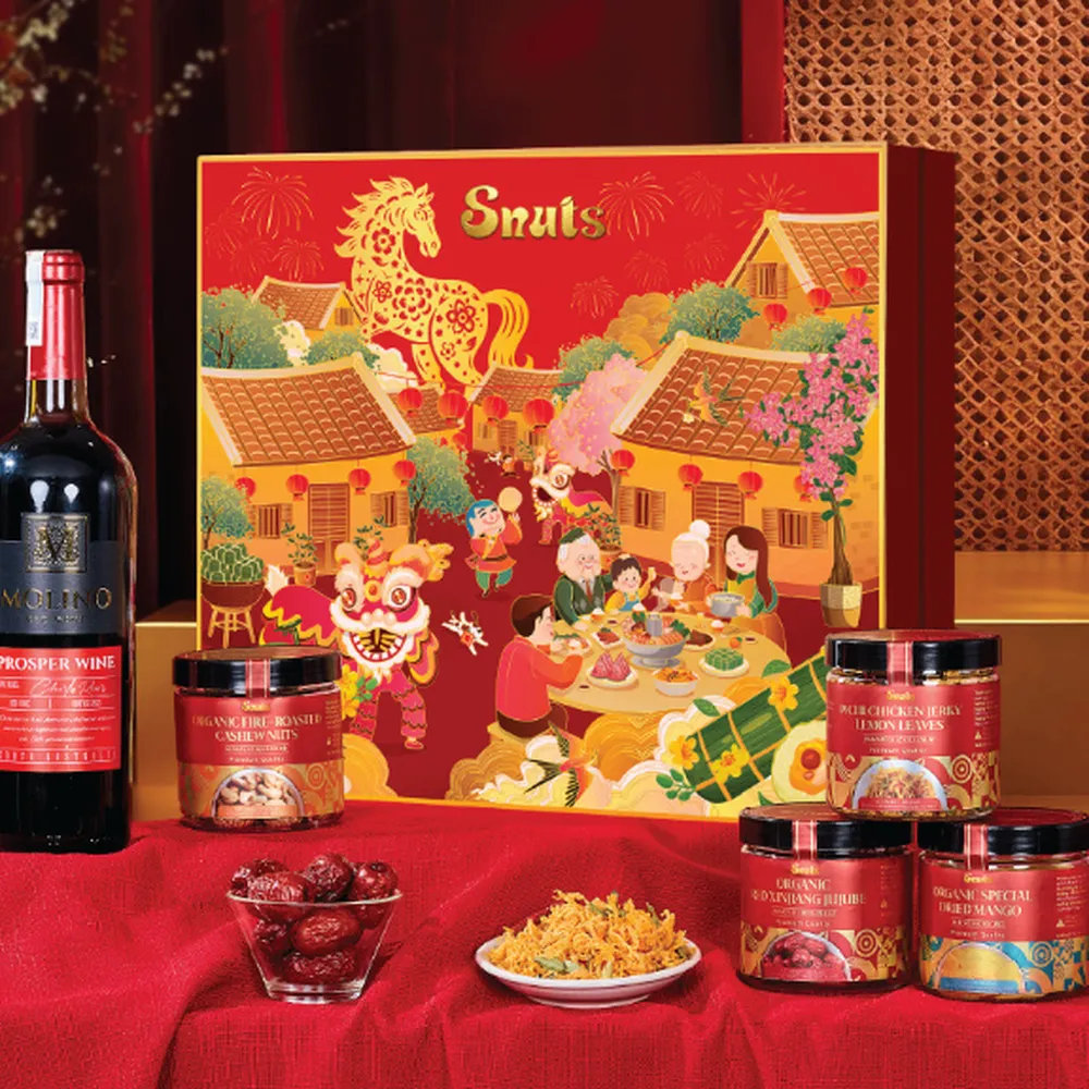 Hộp quà tết Snuts 1