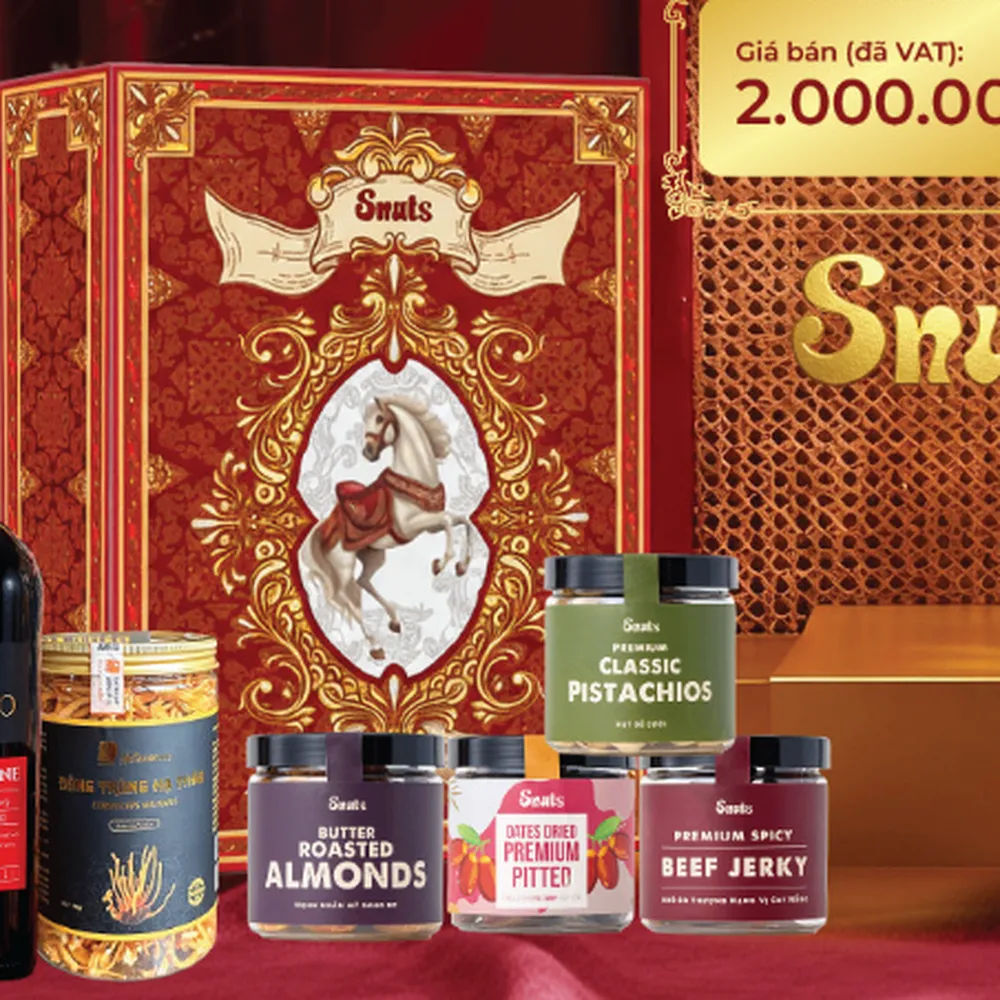 Hộp quà tết Snuts 8