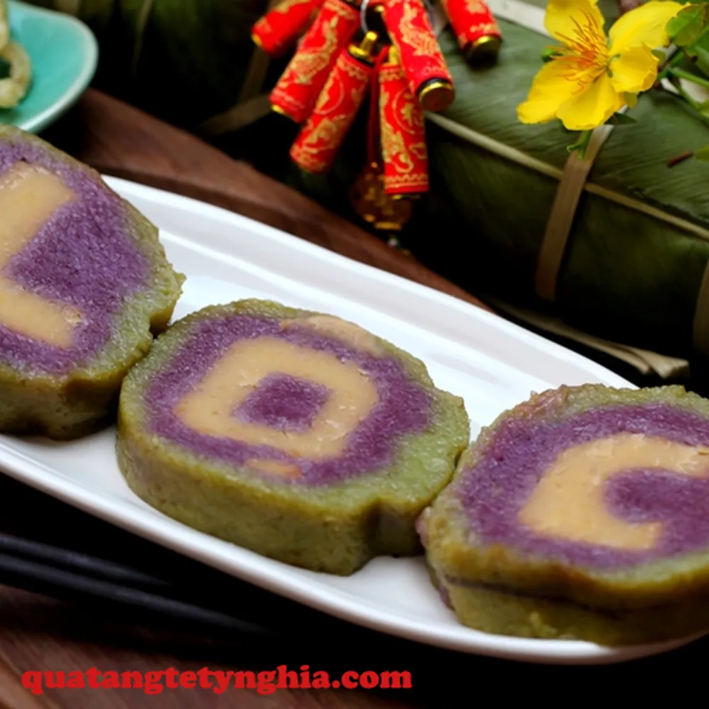 Bánh Tét Chữ Bến Tre