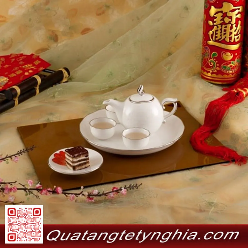 Bộ trà 0,3L Mẫu đơn IP chỉ bạch kim