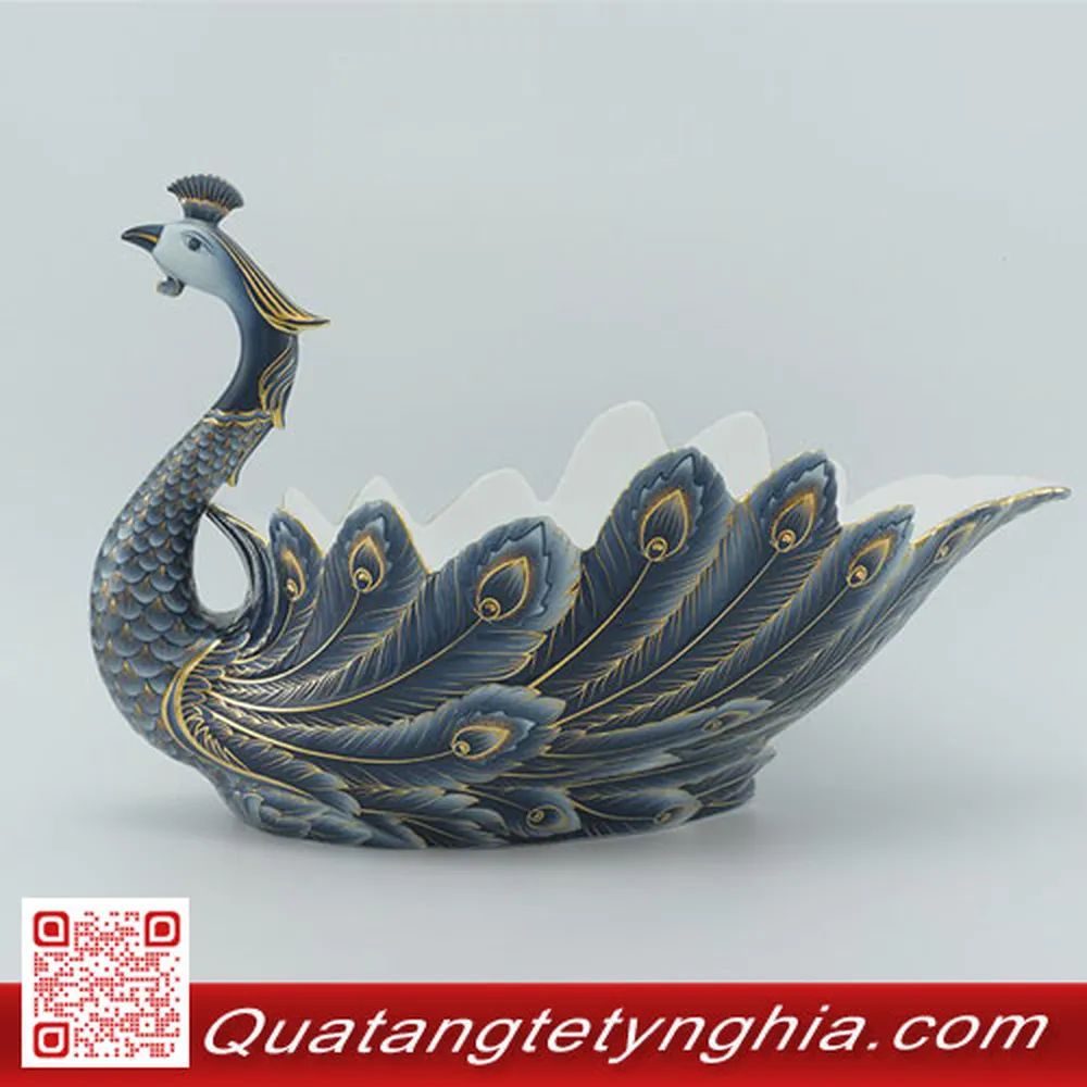 Quà tết tặng đối tác - Tô đựng trái cây hình chim Công