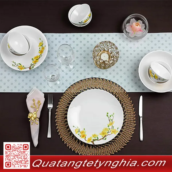 Bộ bàn ăn Daisy IFP Hoàng Mai  09sp