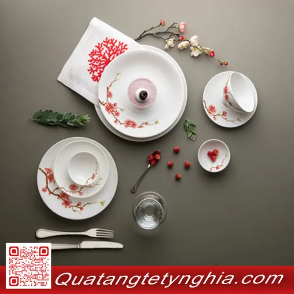 Bộ bàn ăn Daisy IFP Hồng Đào 14sp