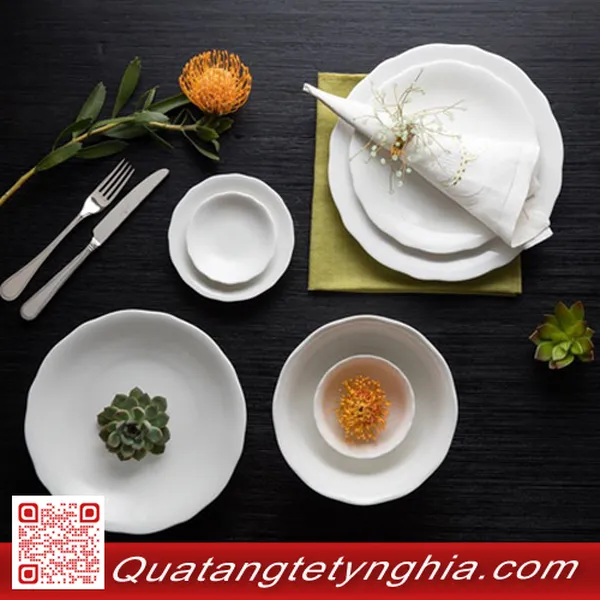 Bộ bàn ăn Mẫu Đơn IFP Trắng 14sp