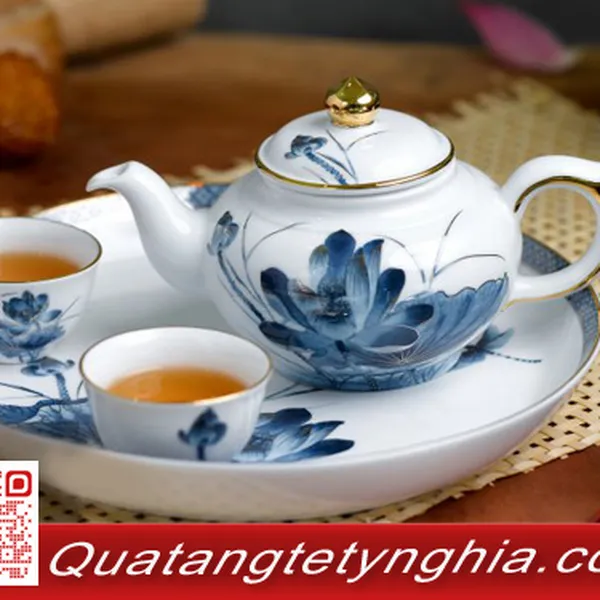 Bộ Trà Minh Long Sen Vàng 0.35L