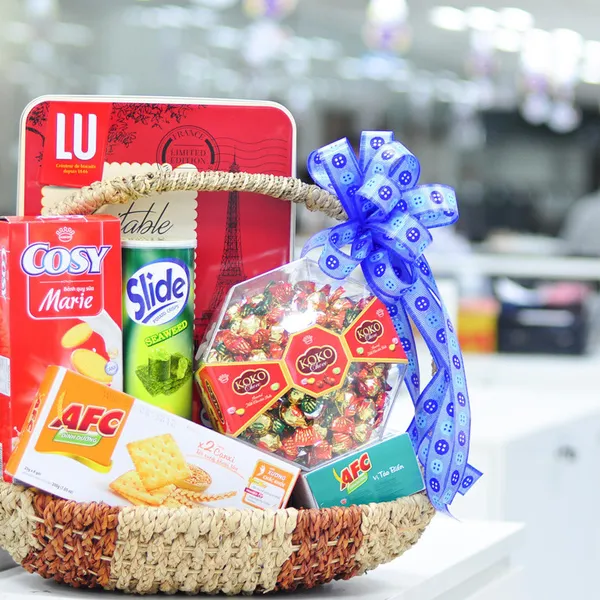 Giỏ quà Tết Kinh Đô Hạnh Phúc 3
